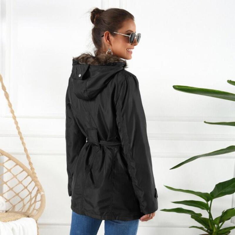 EB | Modische Winterjacke (Wind- und Wasserabweisend)