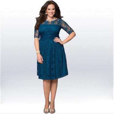 Damen Traumhaftes Spitzenkleid mit elegantem Rock und raffinierten Details EB