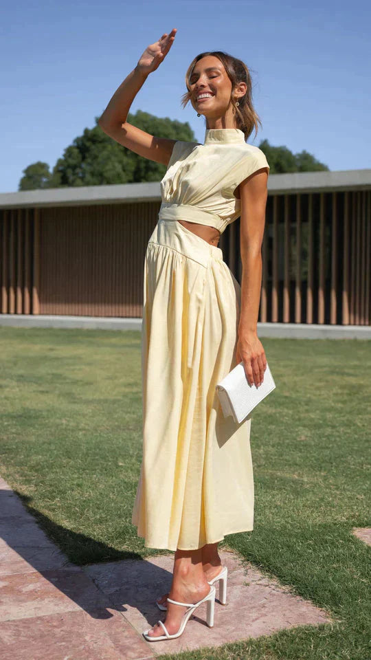EB | Eleganter Jumpsuit mit Cut-Out Taille