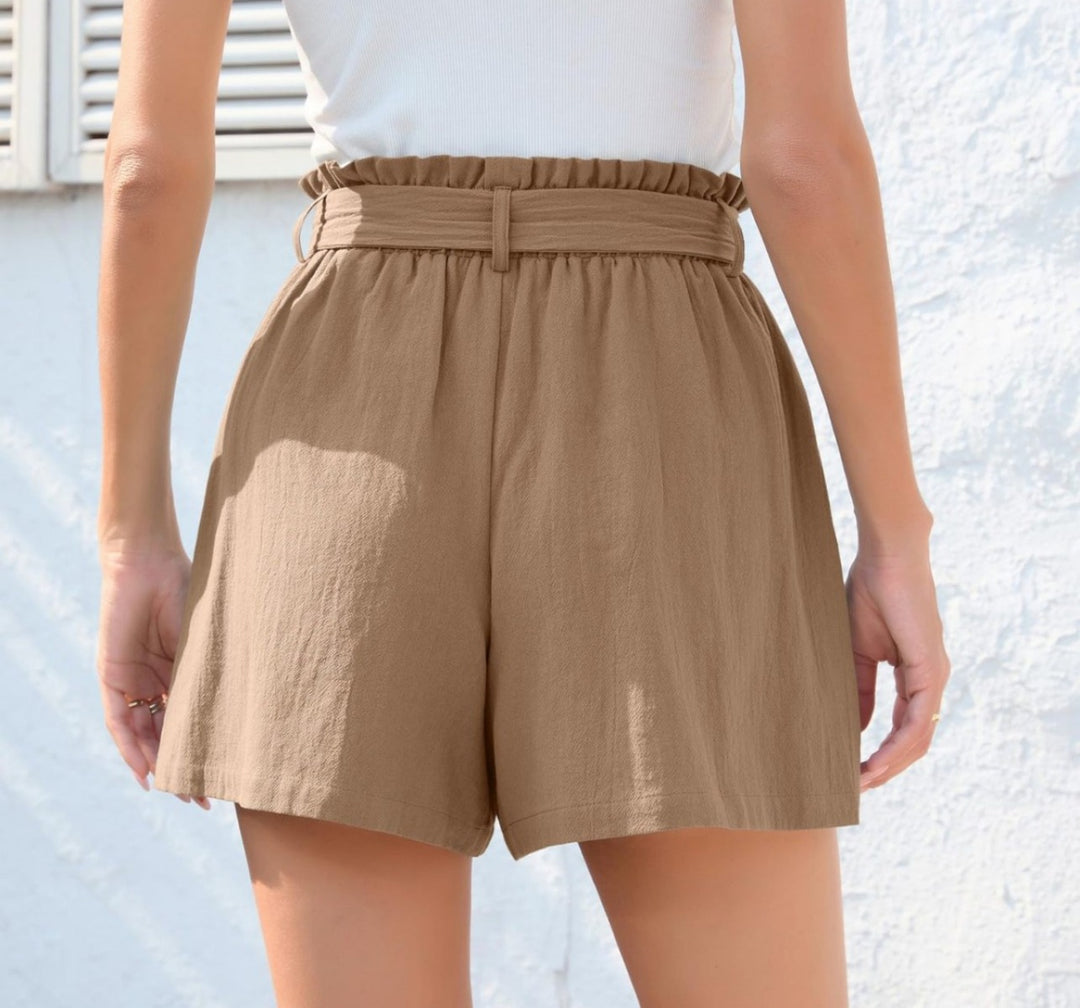 EB | Shorts mit Rüschenrand und Schleife
