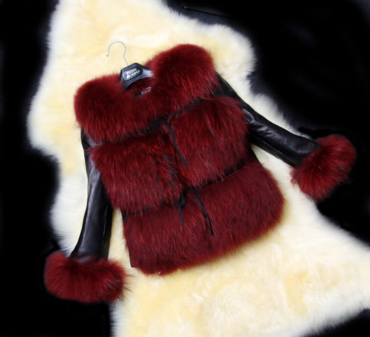 Damen Stilvolle Kunstpelzjacke mit tailliertem Schnitt und eleganten Details EB