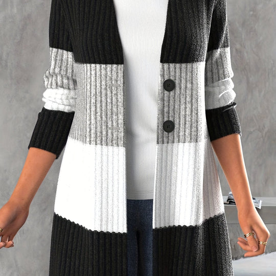 EB | Modische und Mühelose Strickjacke