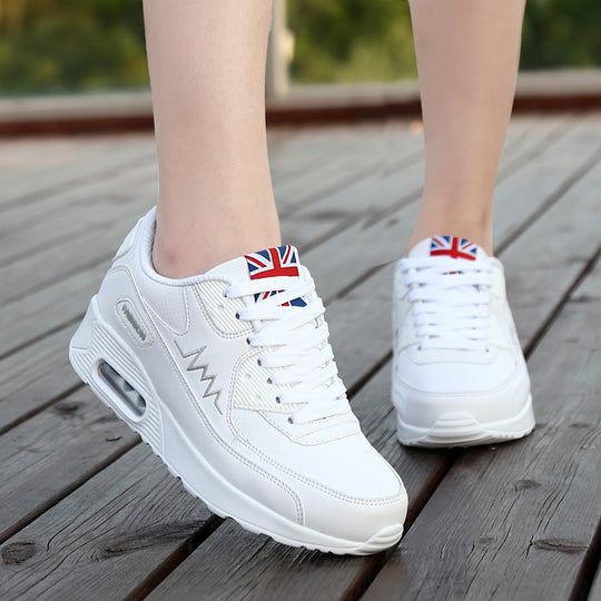 Damen Sportliche Sneakers mit atmungsaktiver Oberfläche und dämpfendem Luftpolstersystem EB