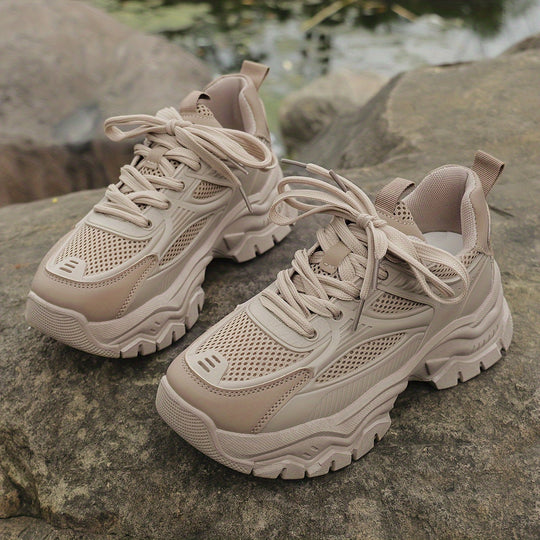 EB | Plateau Sneakers mit Modernem Look