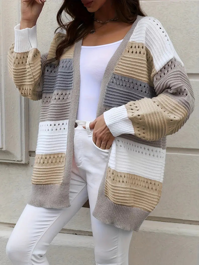 EB | Strickjacke mit Farbblockierungen