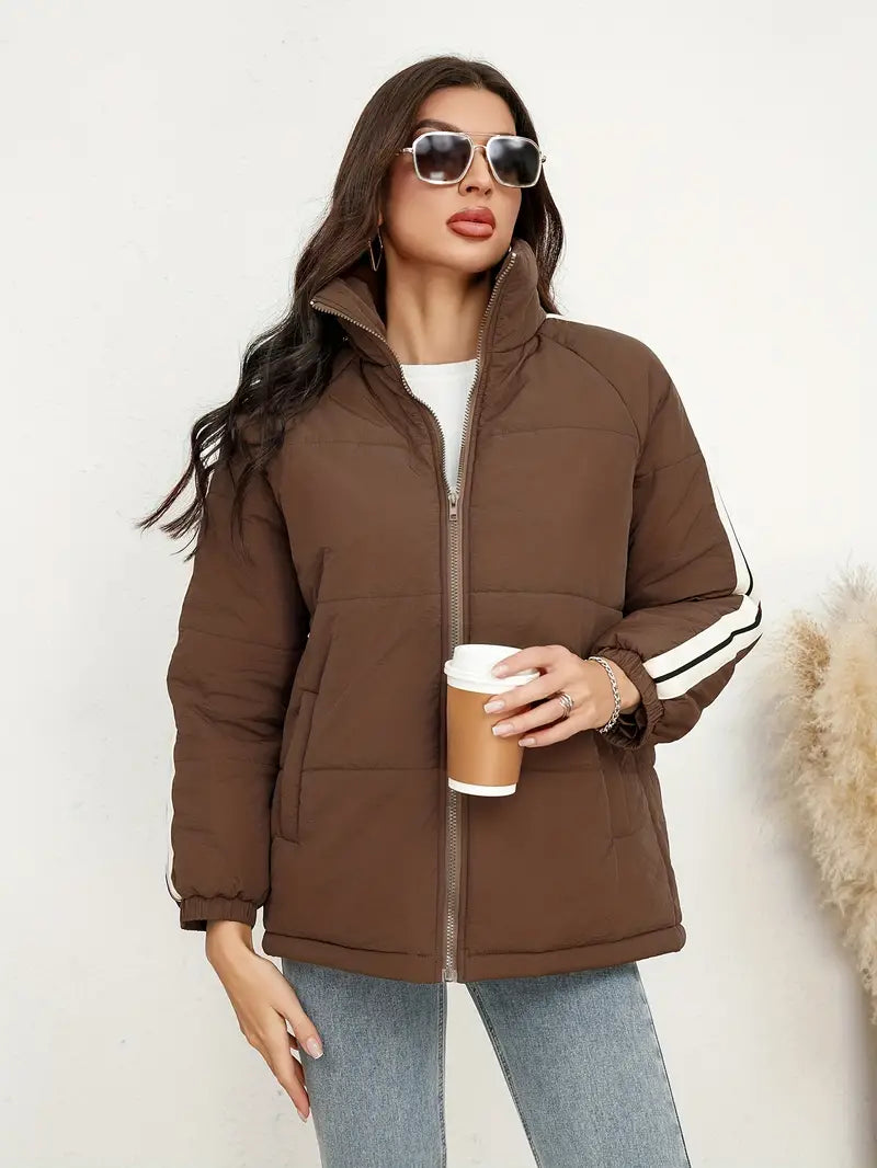EB | Jacke mit Reißverschluss und Hohem Kragen