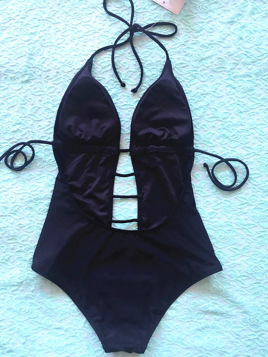 Damen Einteiler-Badeanzug mit verführerischen Cut-Outs EB