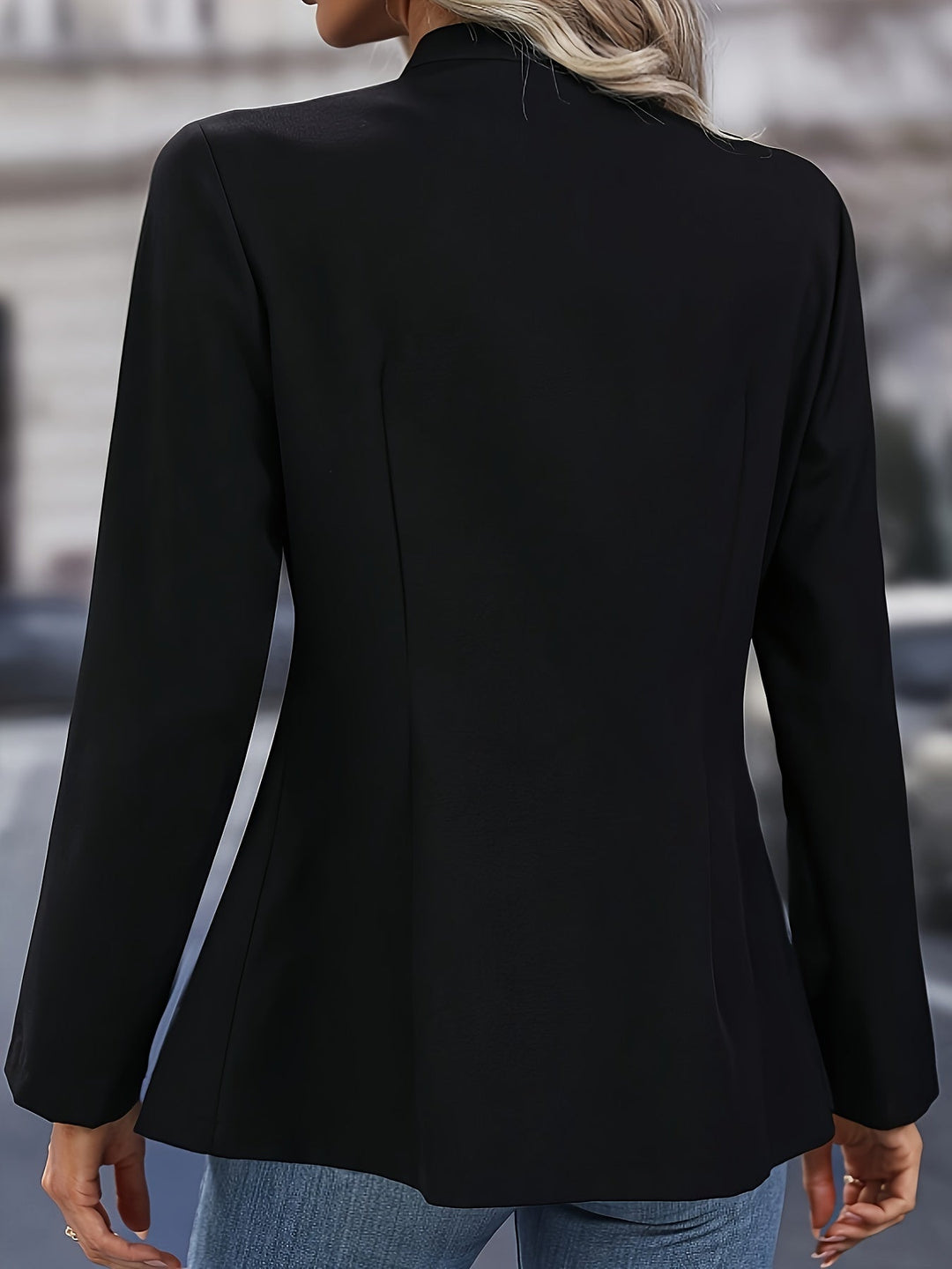 EB | Doppelreihige Jacke