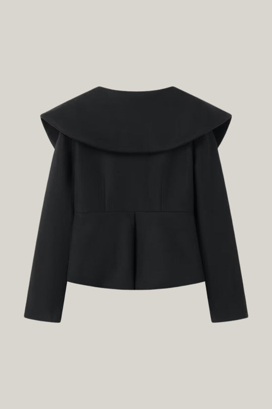 EB | Übergroße Kragenjacke