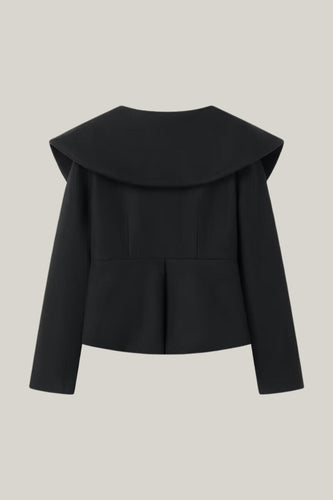 EB | Übergroße Kragenjacke