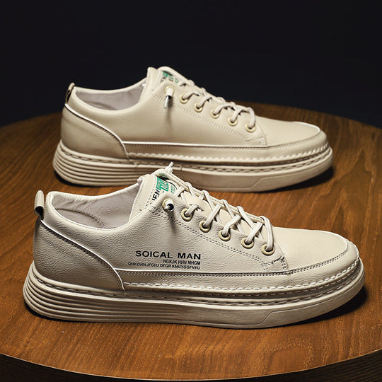 Sneakers mit Weißer Sohle EB