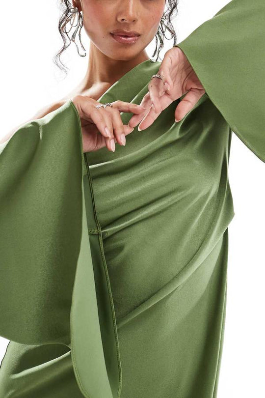 EB | Zayla Satin Asymmetrisches Ein Schulter Glockenärmel Schlitz Maxi Kleid