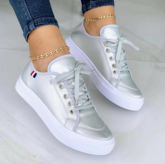 Trendige Plateausneaker für Frauen EB