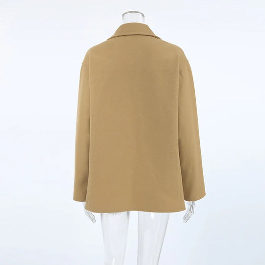 EB | elegante braune Wolljacke mit doppelter Knopfreihe, halblang