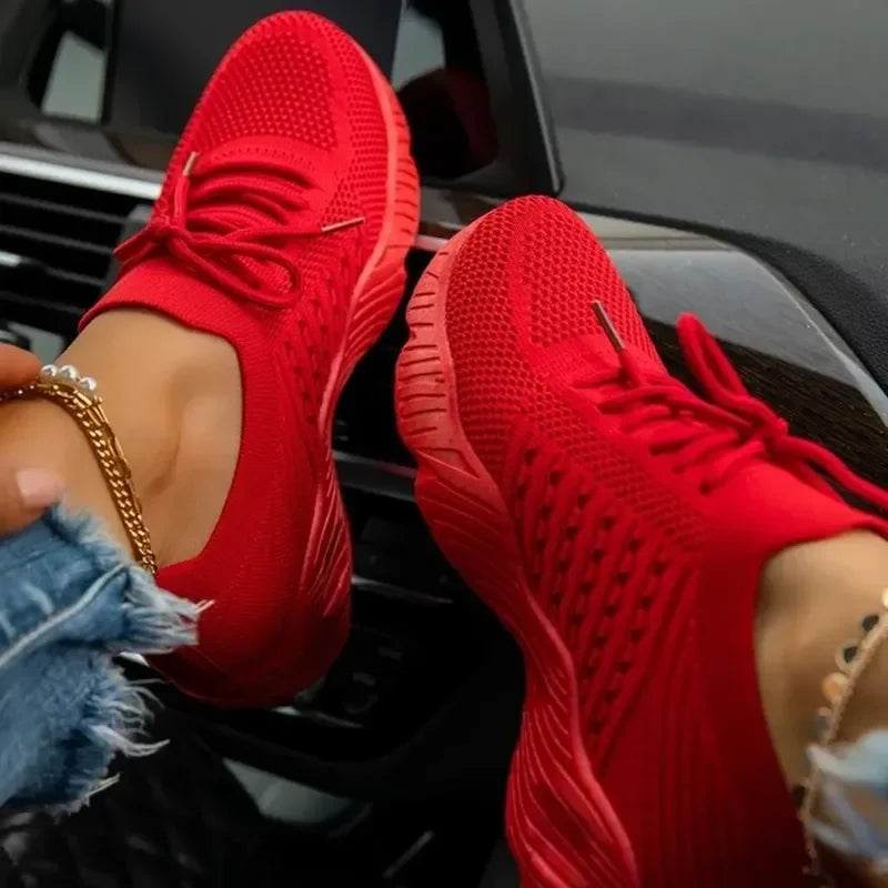 Sandfarbene Elegante Sneakers EB