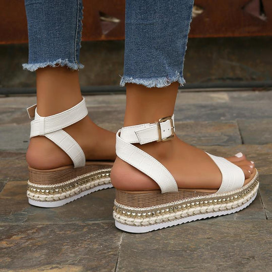 EB | Sommer Sandalen mit Schnallenriemen und Plateau