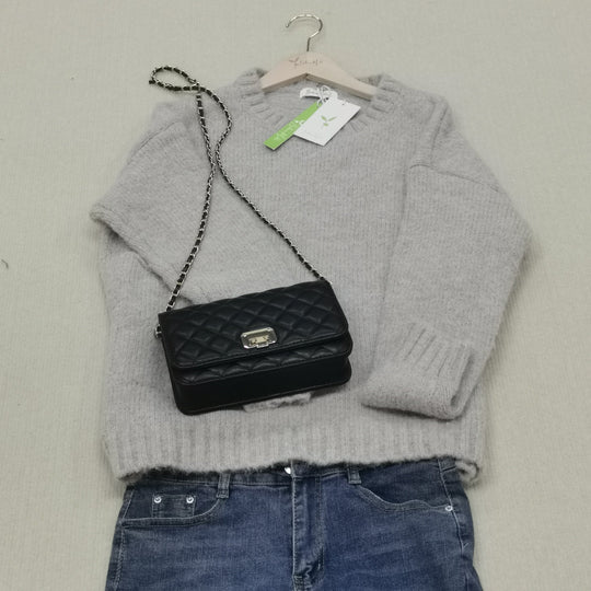 EB | Übergroßer Strickpullover mit Tasche