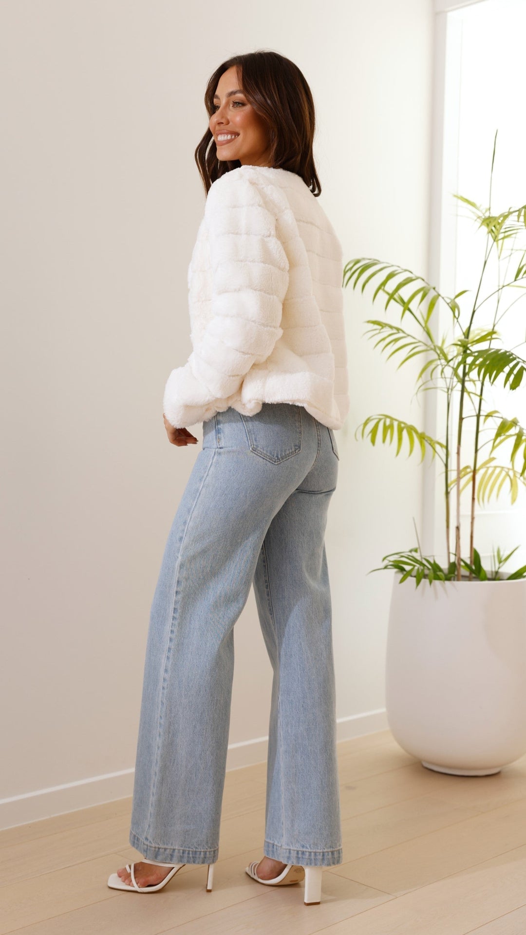 EB | Luxus Damen Crop Jacke