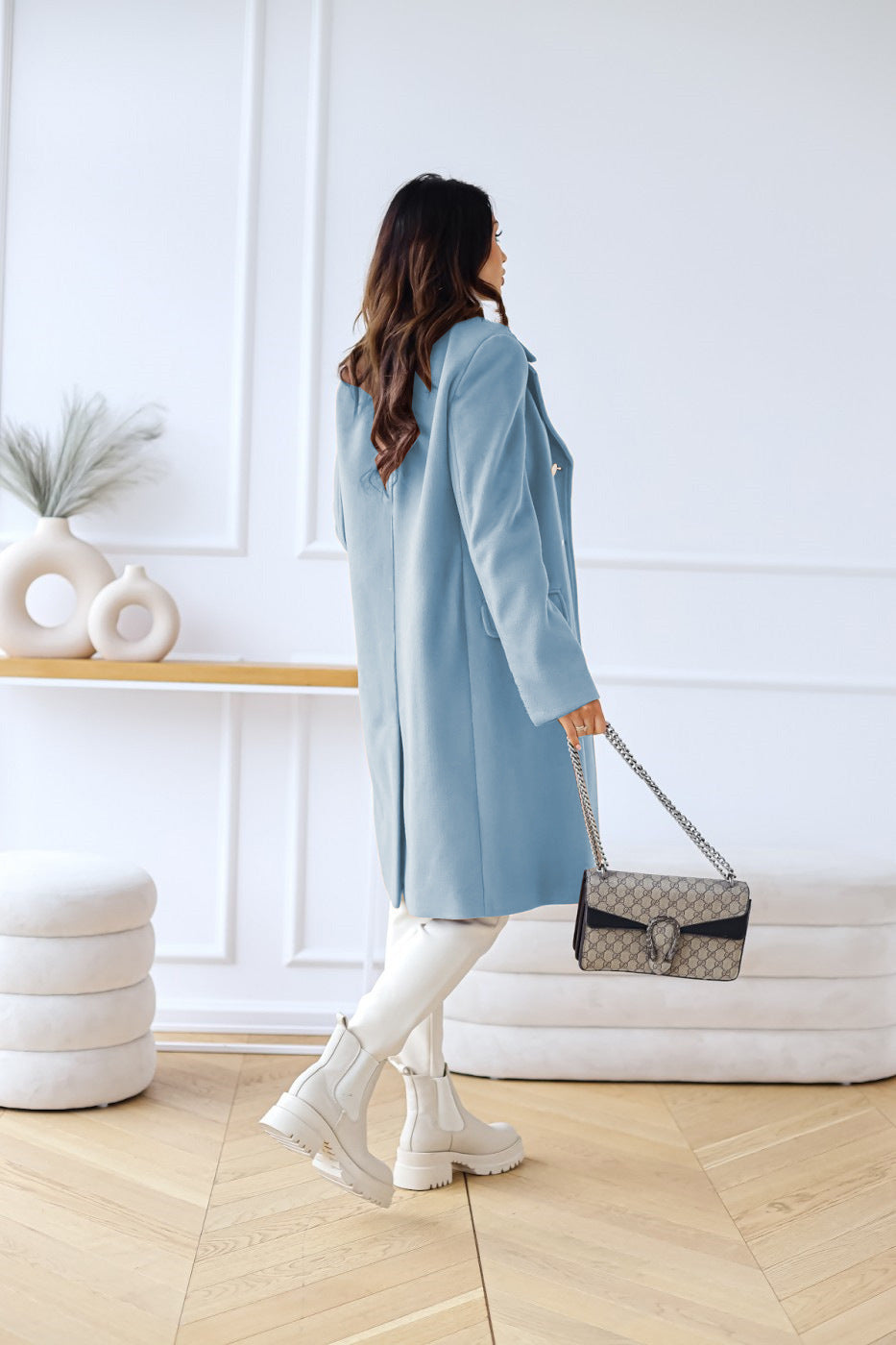 EB | Schicker Damenwollmantel mit Knopfdetail
