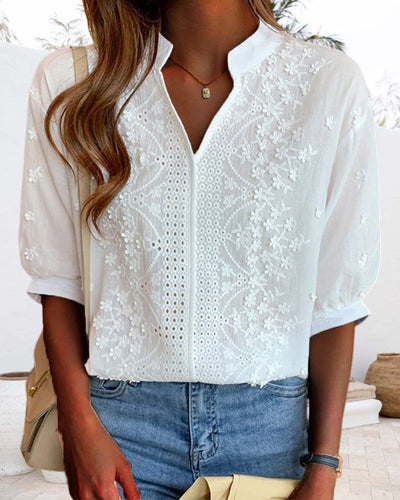 EB | Bestickte V-Ausschnitt Bluse