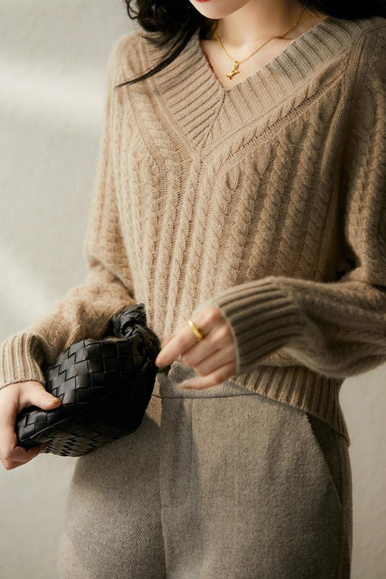 EB | Pullover aus Strick mit V-Ausschnitt für Damen