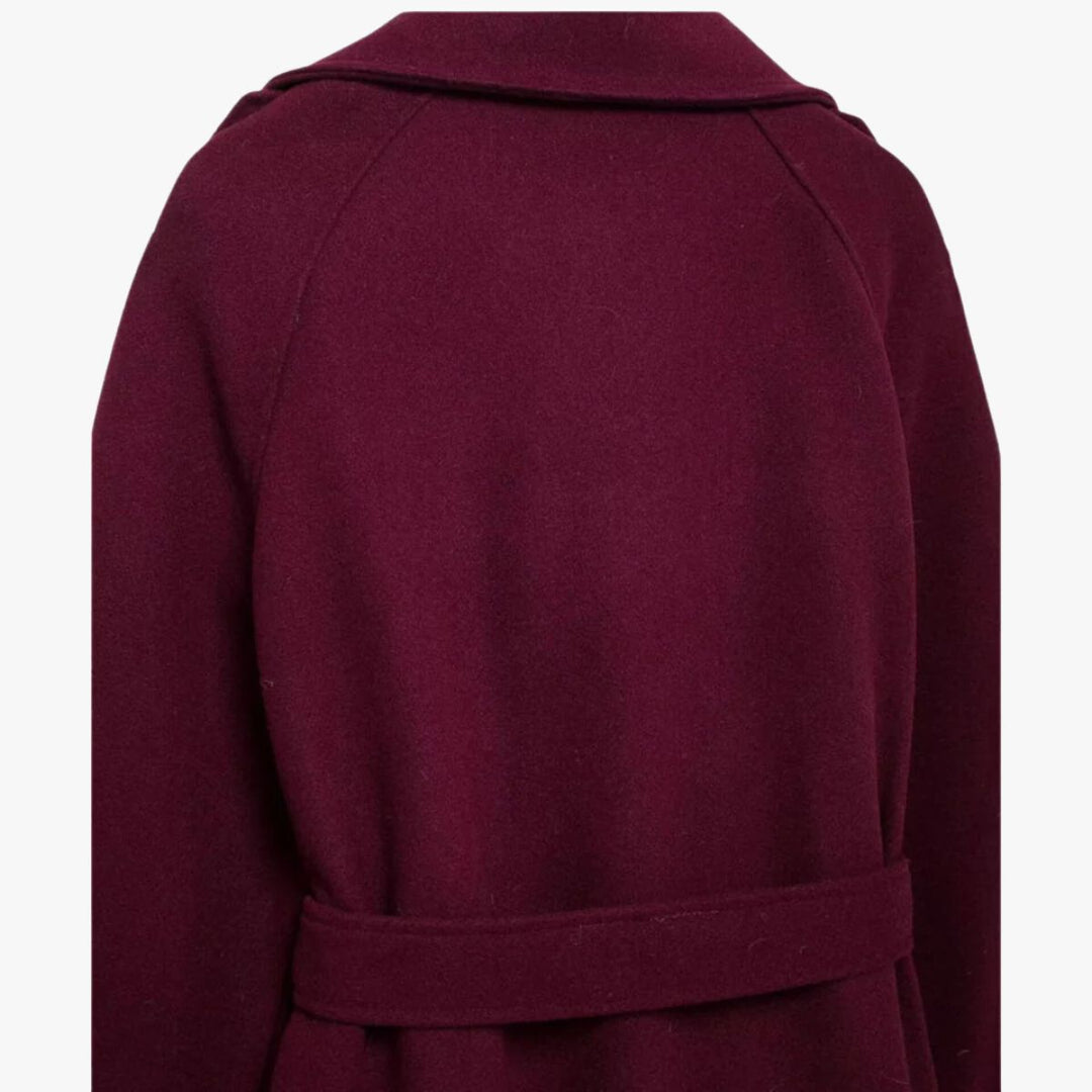 EB | Eleganter Trenchcoat in Bordeauxrot mit Gürtel