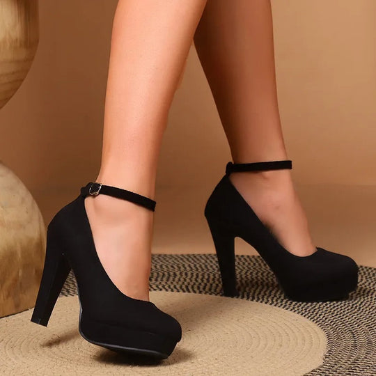 EB | Elegante und Verführerische Hochhackige Schuhe