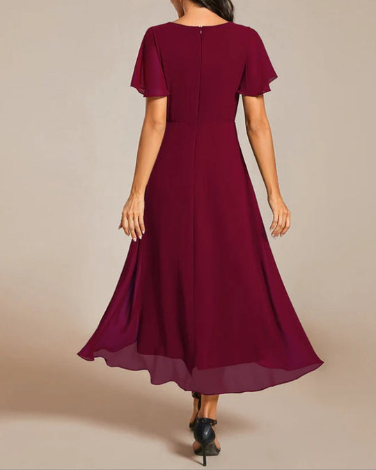 EB | Kleid mit V-Ausschnitt und Rüschenärmeln