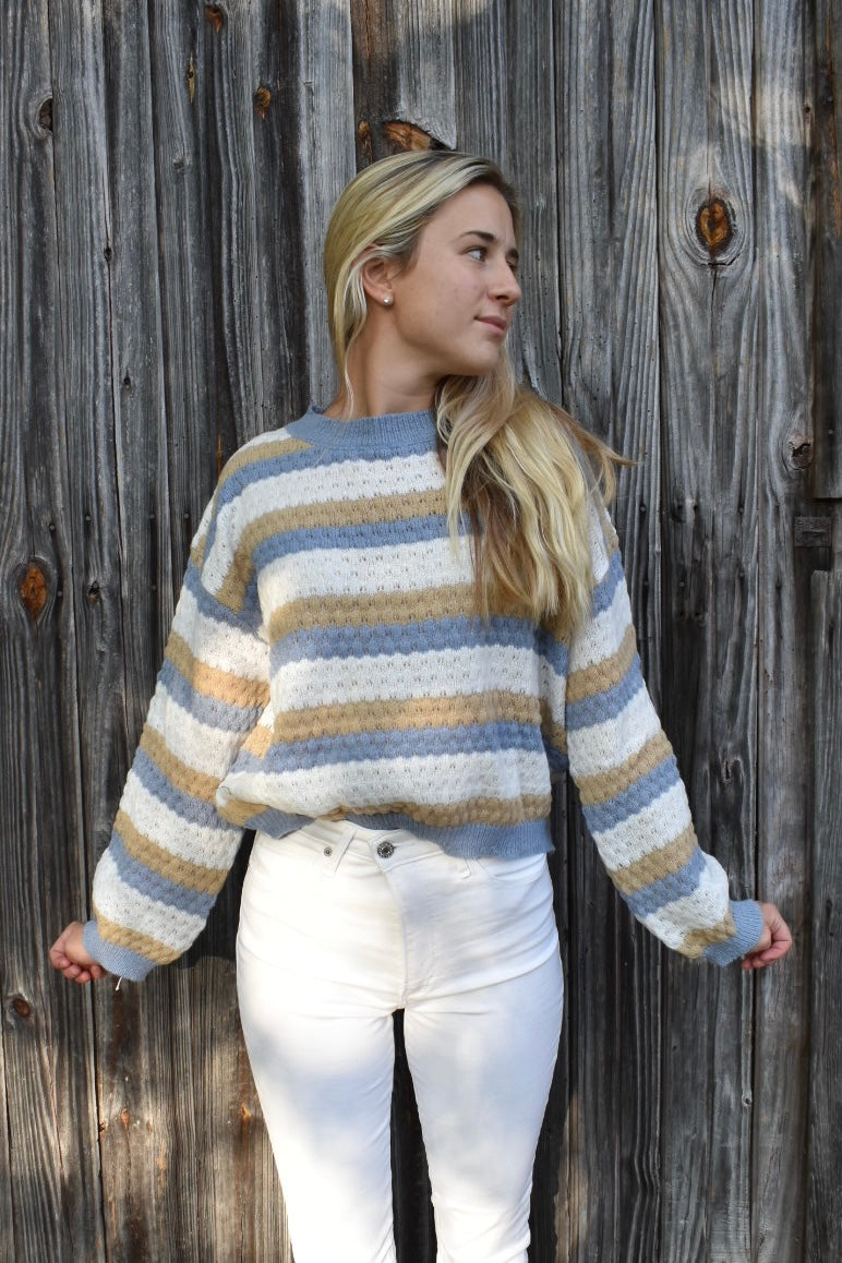 EB | Bequemer gestreifter Strickpullover ideal für den Winter