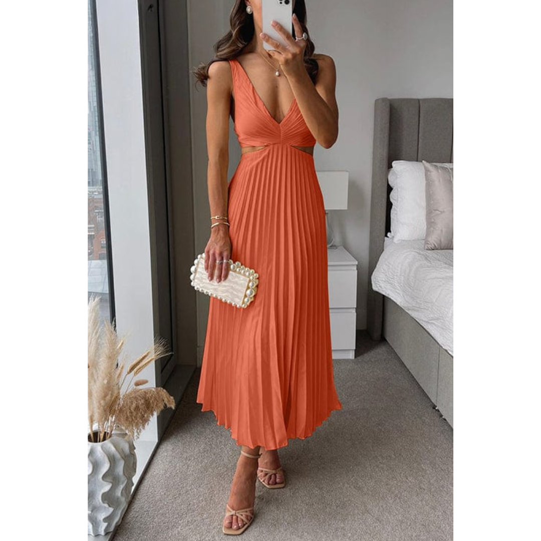 Mayla | PLISSIERTES KLEID MIT AUSSCHNITT