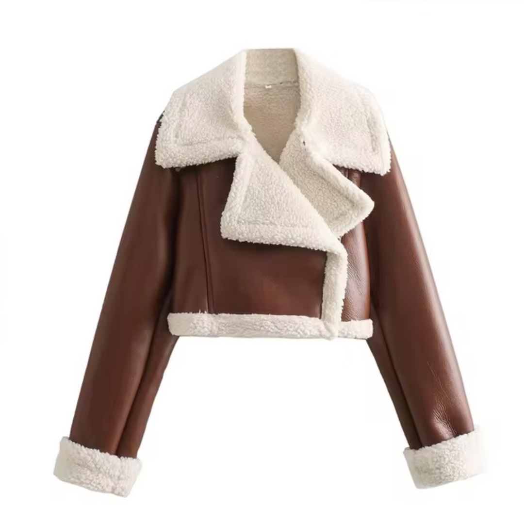 EB | Kurze Kunstlederjacke