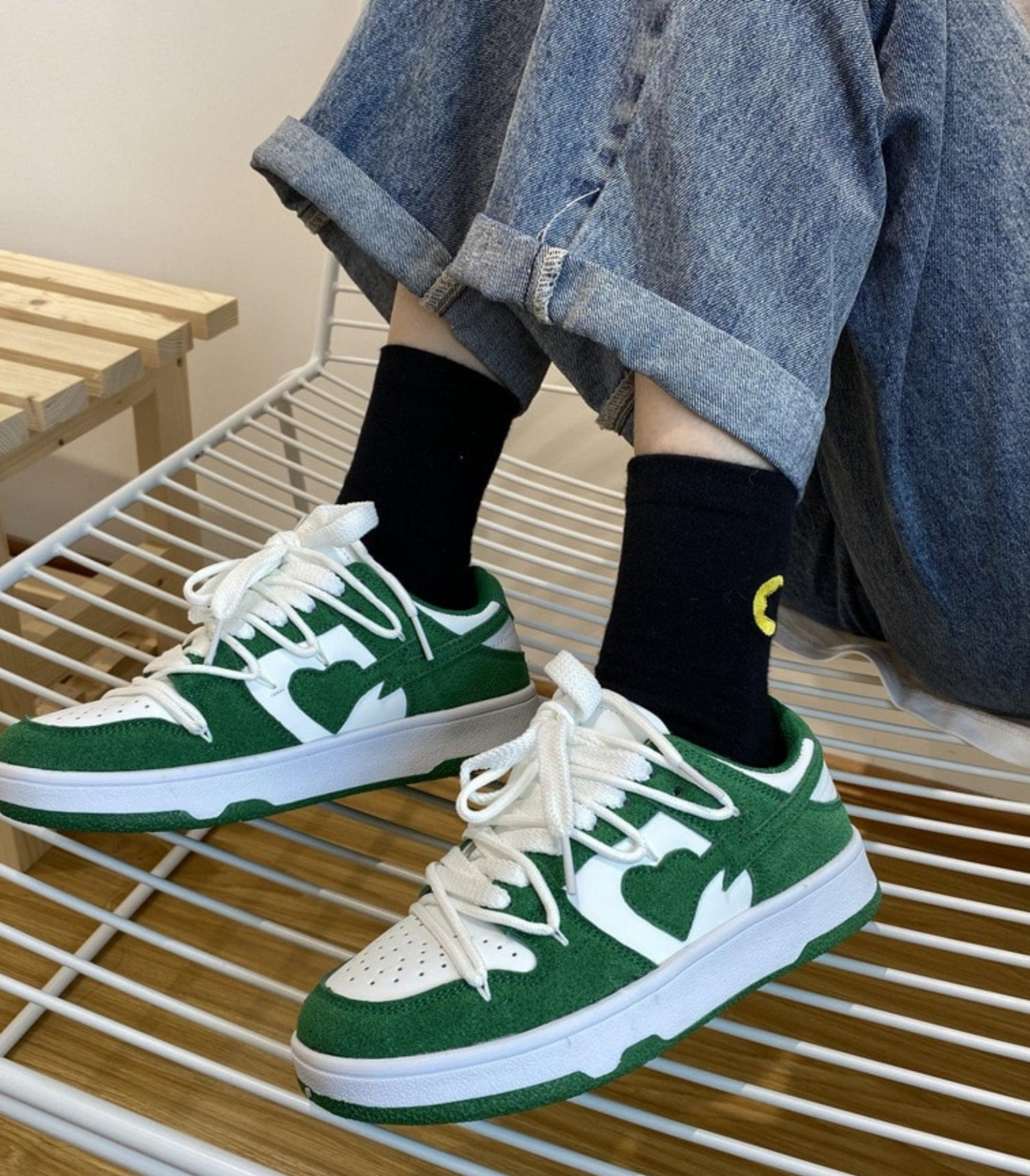 EB - vulkanisierte Schuhe mit Herzdesign