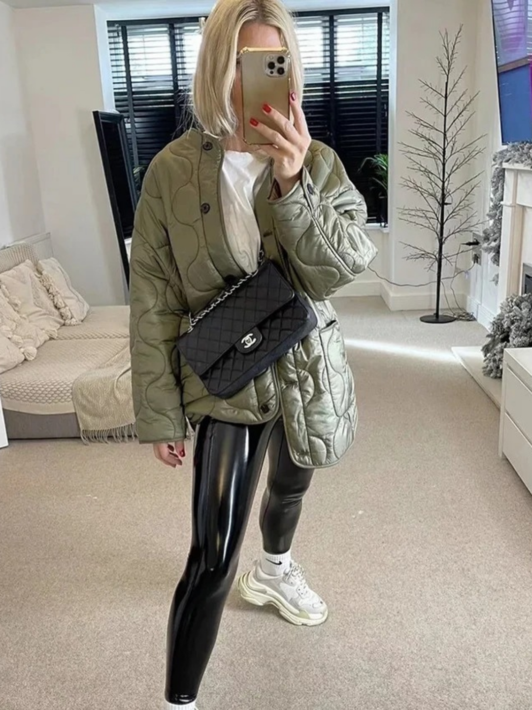 EB | Trendy Olivgrüne Oversized Steppjacke für einen stilvollen Look Ideal für Herbst/Winter