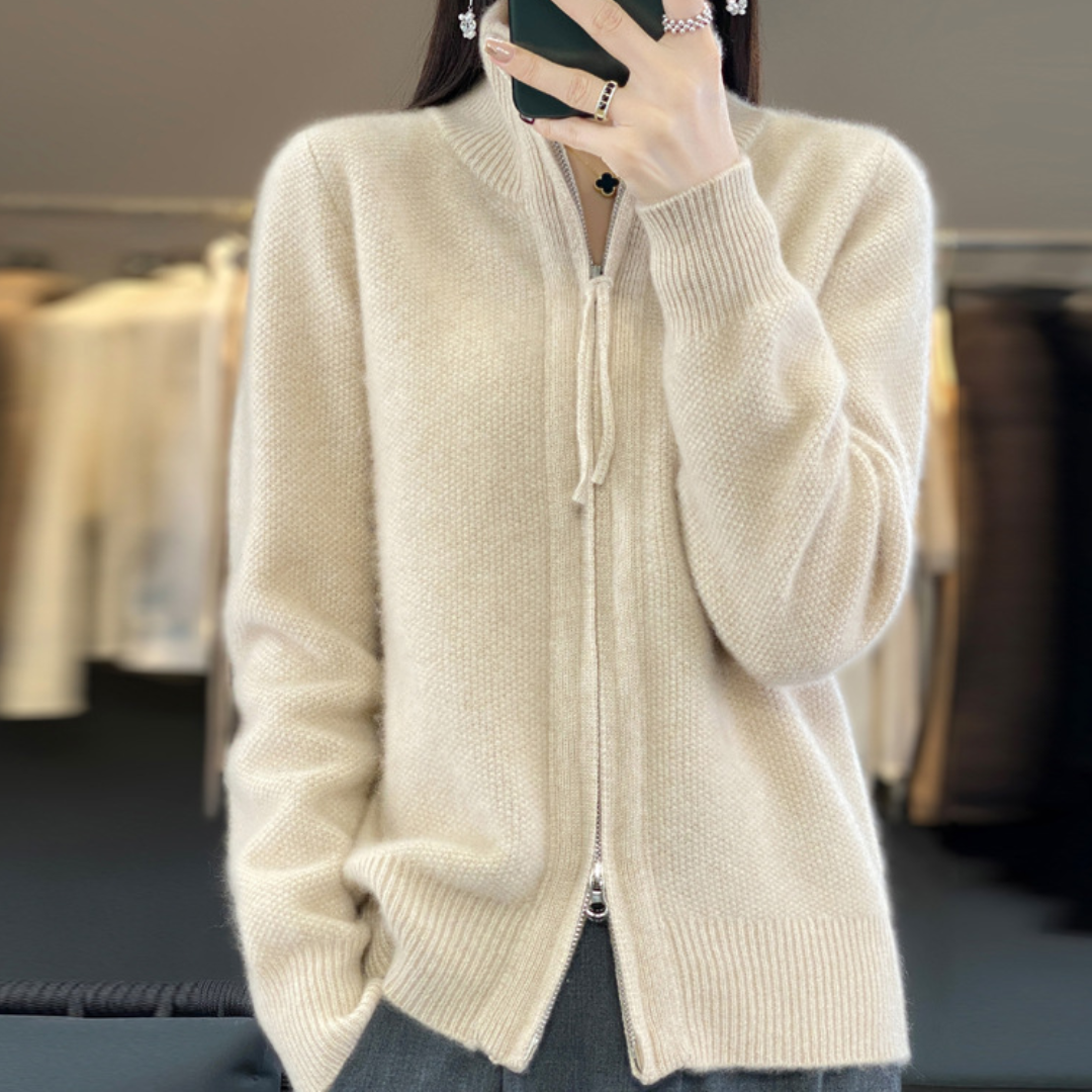 EB | Strickjacke mit elegantem Design und Reißverschluss