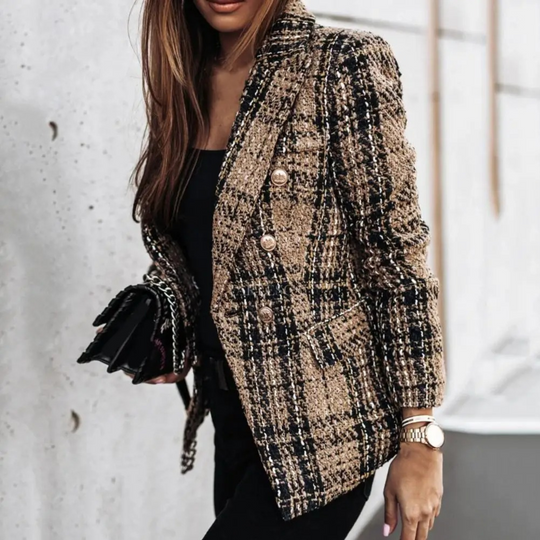 EB | Stilvolles und Elegantes Winterkleidungsstück
