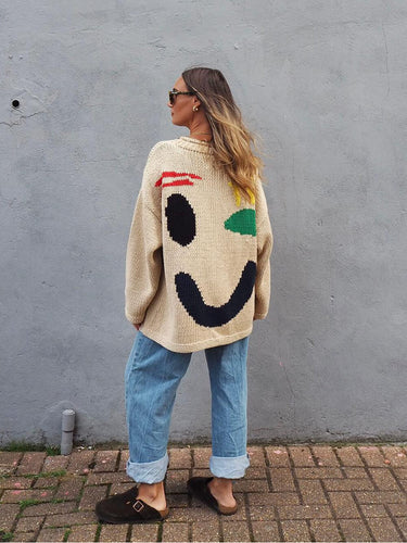 EB | Strickpullover Im Künstlerstil - Gemütlicher Freizeit-Jumper mit Abstraktem Gesichtsmuster