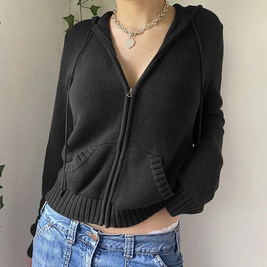 EB | Gemütlicher Kapuzenstrickcardigan mit Knopfleiste Vorne