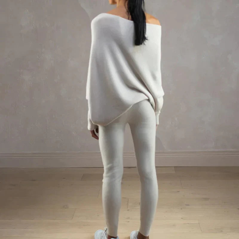 EB | Asymmetrisch drapierter Pullover