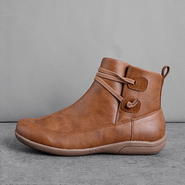 EB | Ankle Boots mit Riemen
