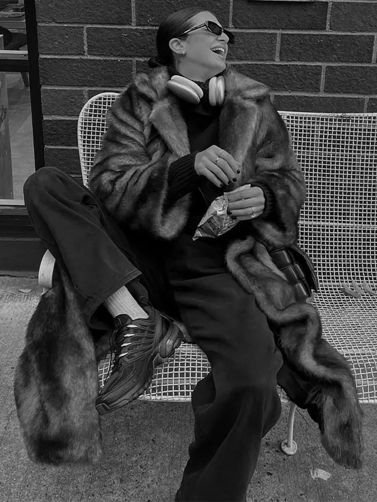 EB | Flauschiger Winter Trenchcoat