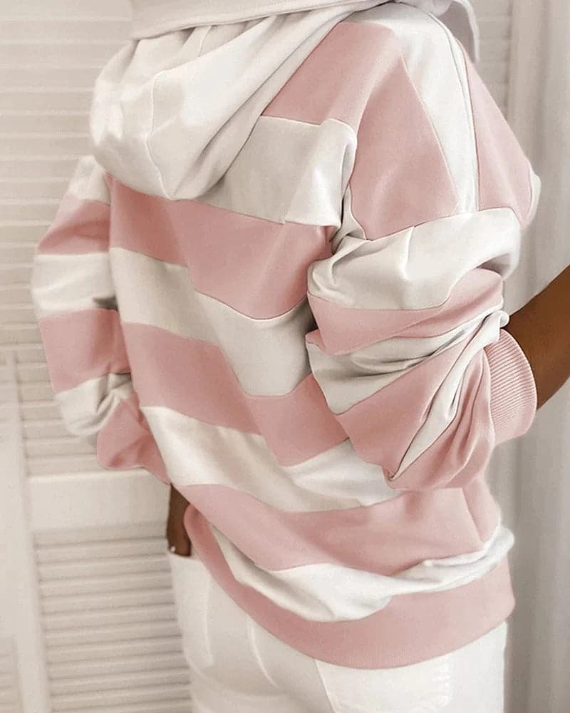 EB | Hoodie Strickdetails Lockere Passform Weiche Materialien