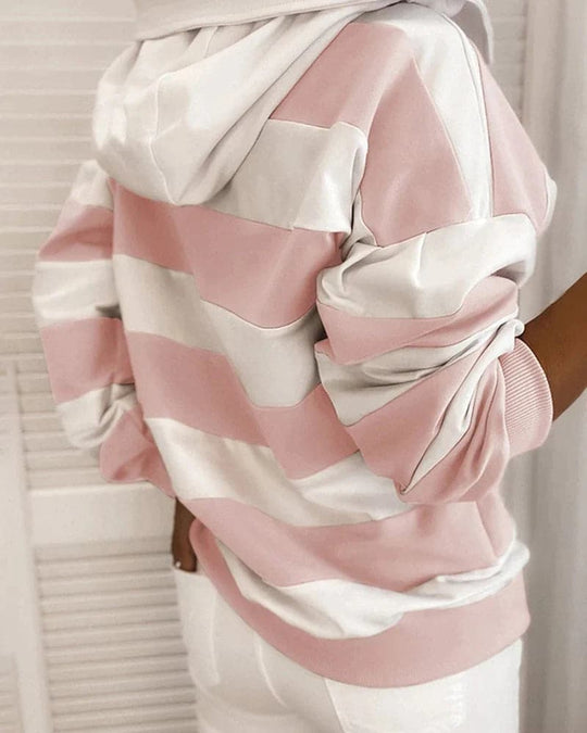 EB | Hoodie Strickdetails Lockere Passform Weiche Materialien