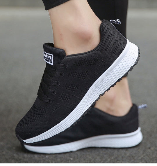 EB Damen Komfort-Sneaker mit Mesh-Obermaterial und Schnürung