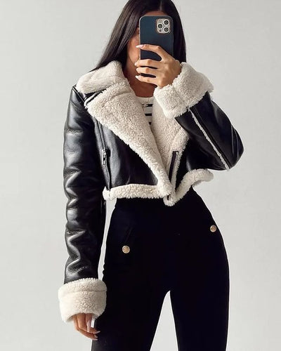 EB | Kurze Lederjacke mit Teddy-Futter