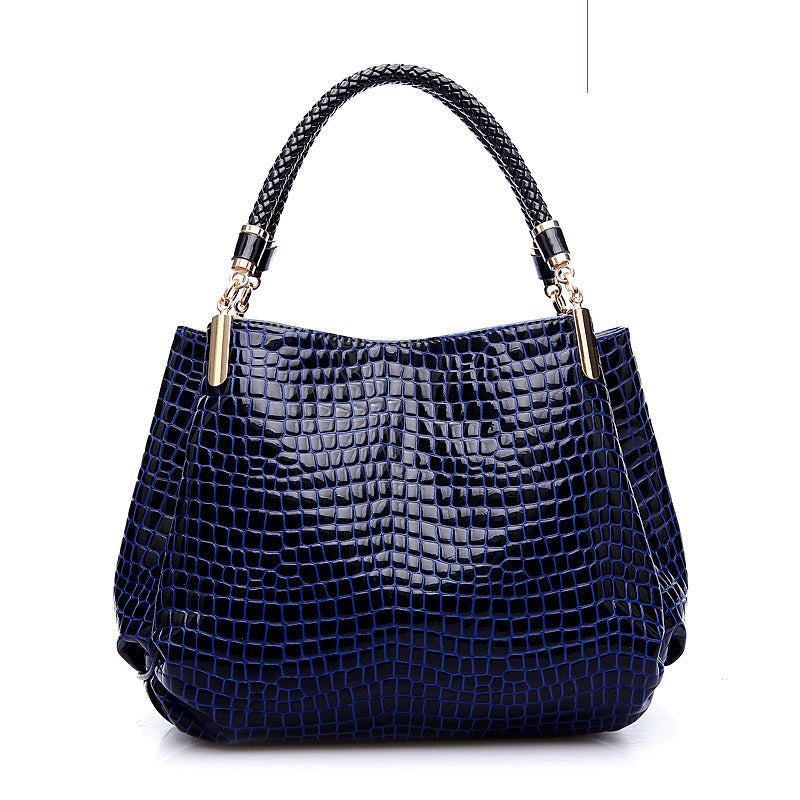 EB | Schultertasche mit Krokodil Muster