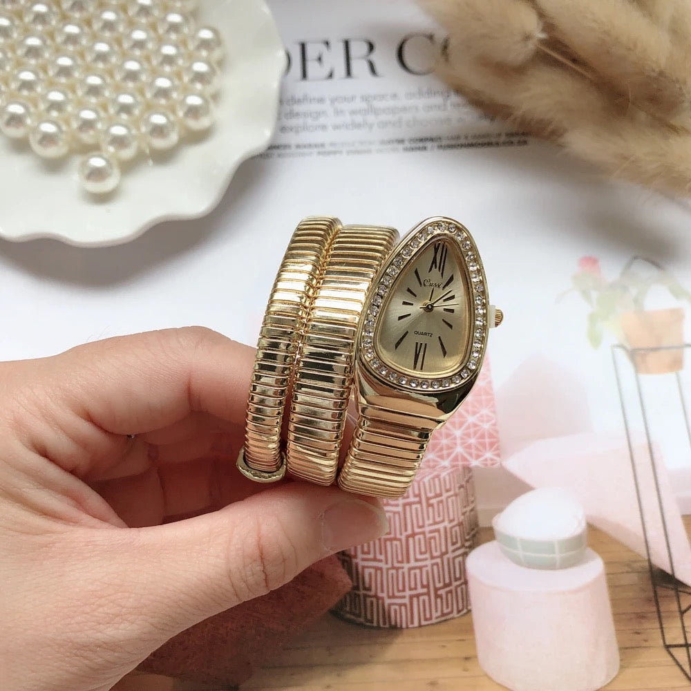 EB | Luxuriöse Goldene Wickelarmbanduhr