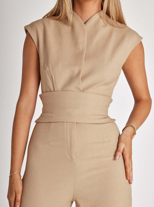 EB | Klassischer Eleganter Jumpsuit