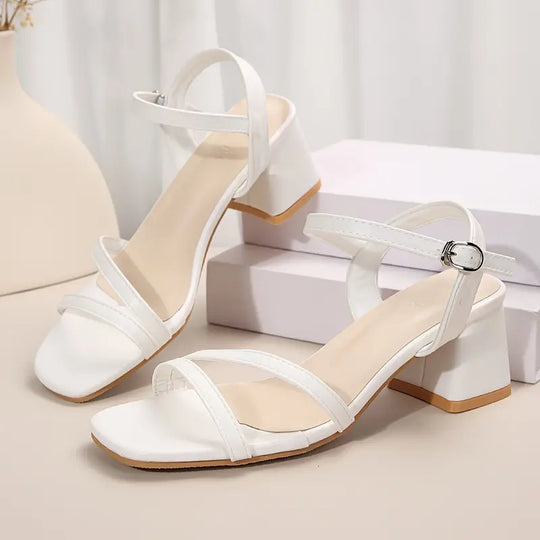 EB | Elegante Sandalen Mit Chic Schnallenschluss