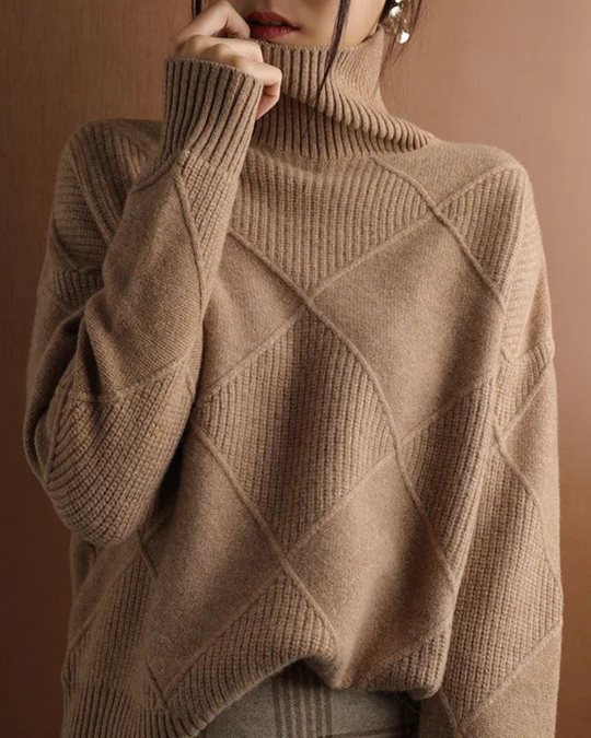 EB | Turtleneck Pullover