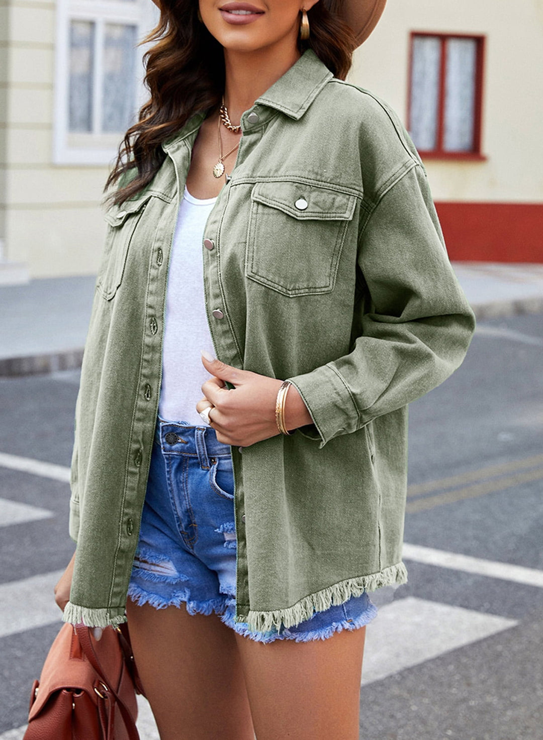 EB | Mach jedes Outfit schöner mit dieser Jeansjacke
